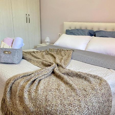 Ultra Apartments 'New Baazar 2' Тирана Екстериор снимка