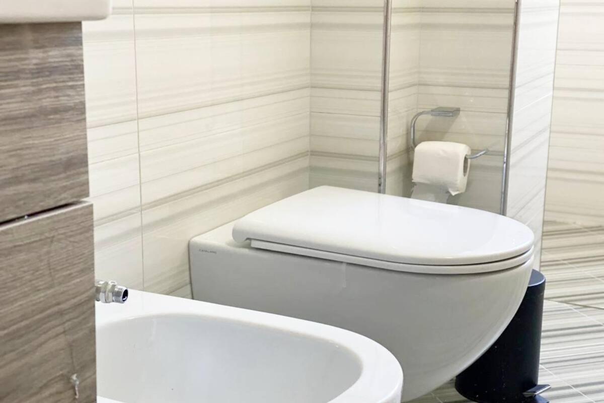 Ultra Apartments 'New Baazar 2' Тирана Екстериор снимка