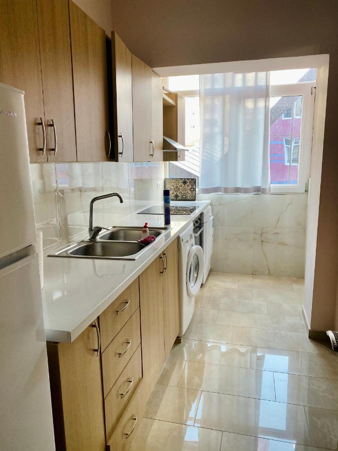 Ultra Apartments 'New Baazar 2' Тирана Екстериор снимка