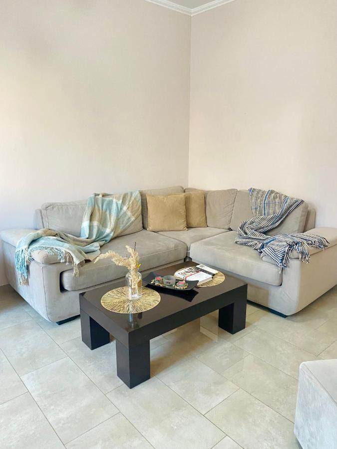 Ultra Apartments 'New Baazar 2' Тирана Екстериор снимка