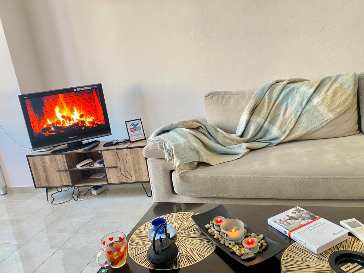 Ultra Apartments 'New Baazar 2' Тирана Екстериор снимка