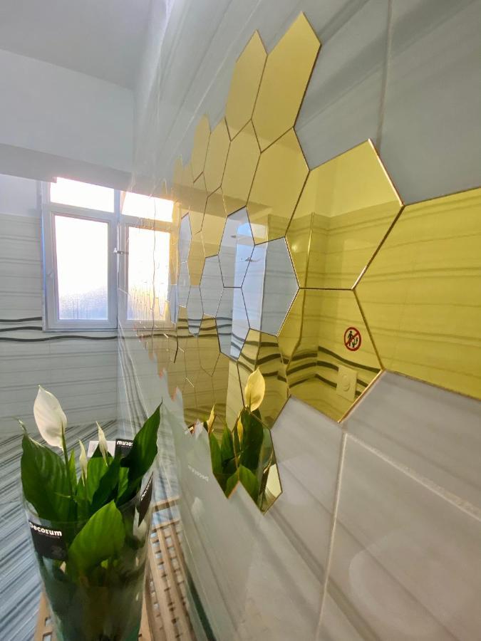 Ultra Apartments 'New Baazar 2' Тирана Екстериор снимка