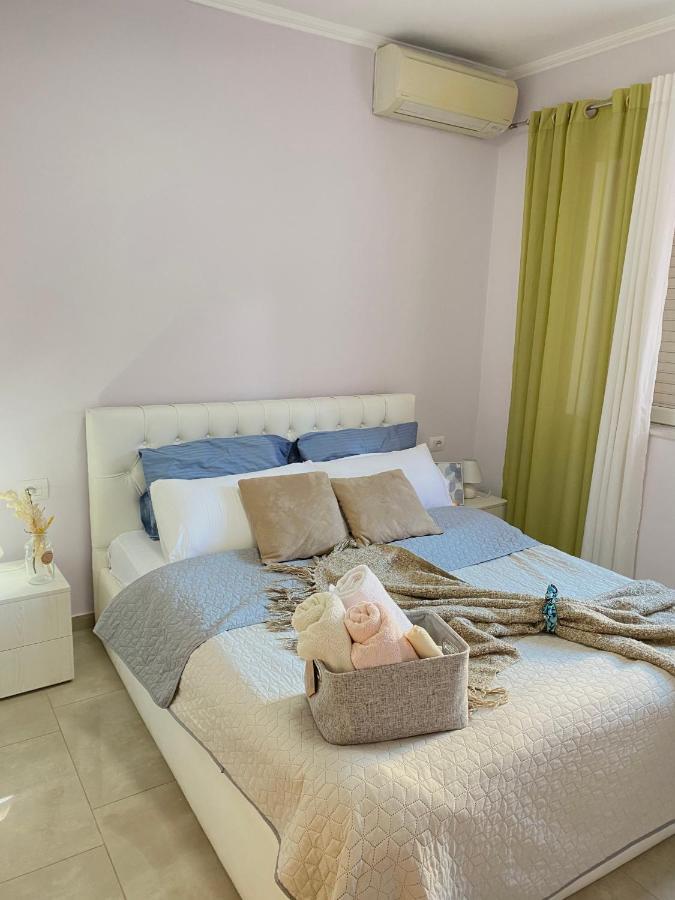 Ultra Apartments 'New Baazar 2' Тирана Екстериор снимка