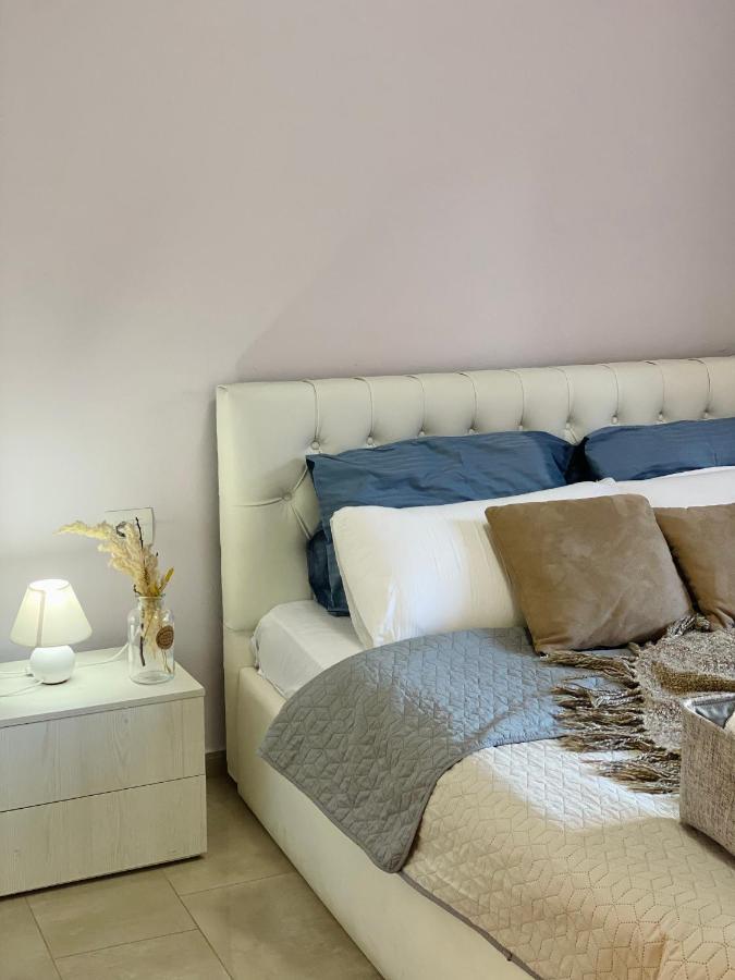 Ultra Apartments 'New Baazar 2' Тирана Екстериор снимка