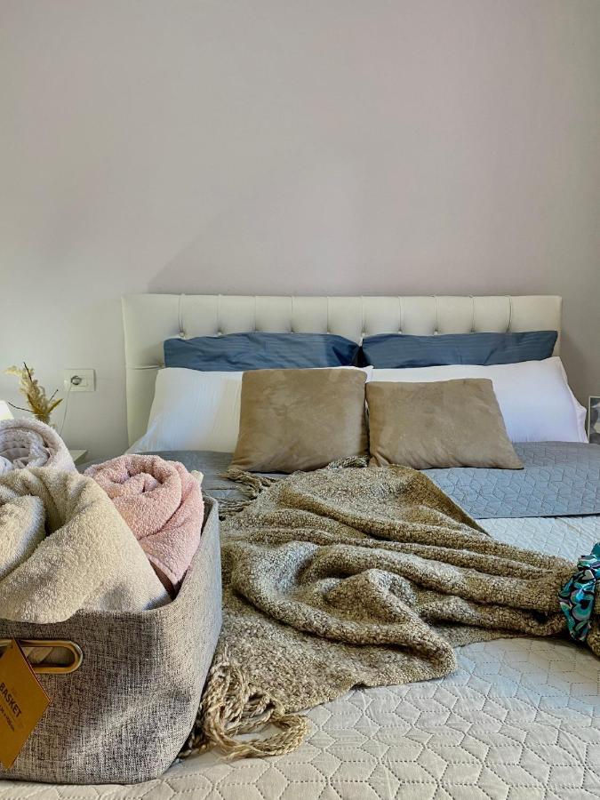 Ultra Apartments 'New Baazar 2' Тирана Екстериор снимка