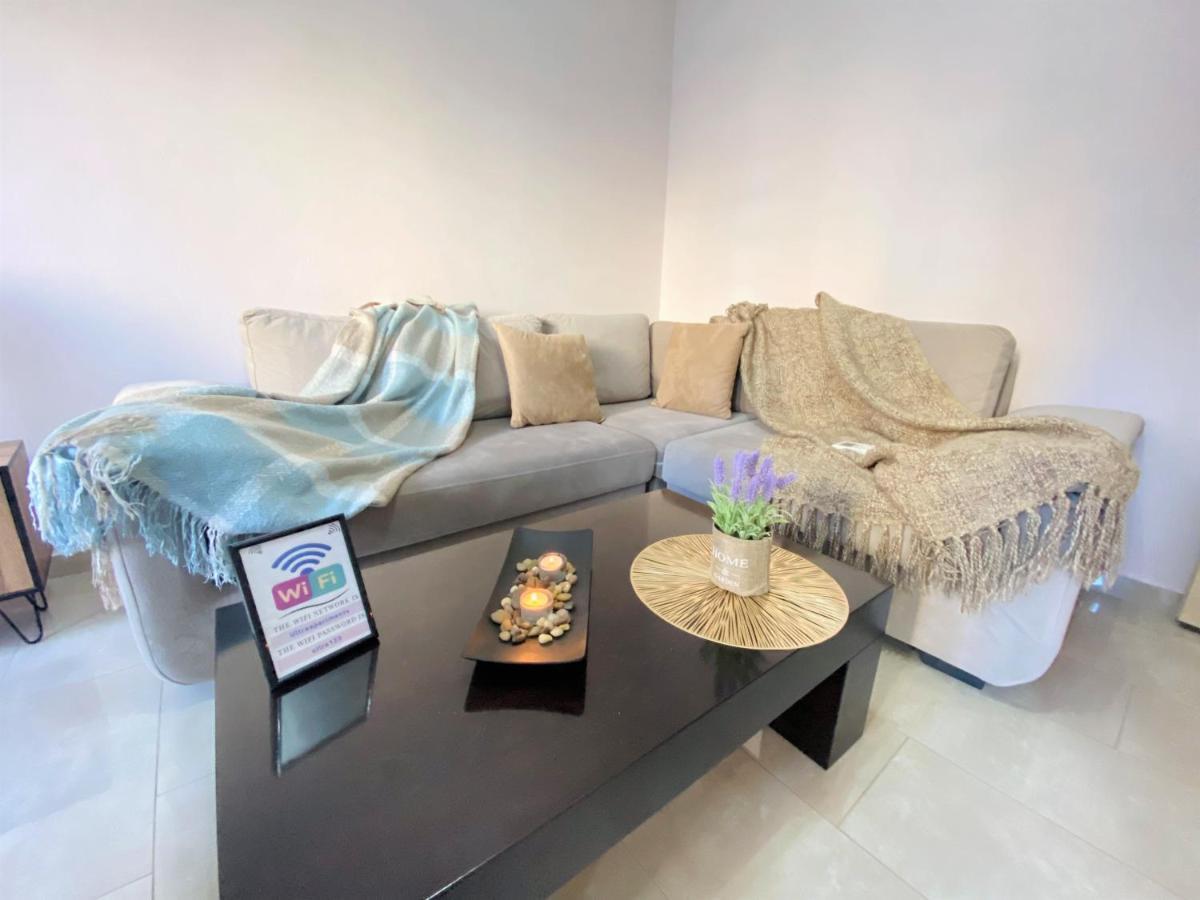 Ultra Apartments 'New Baazar 2' Тирана Екстериор снимка